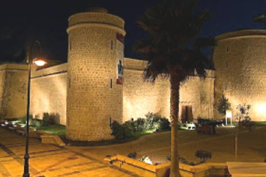 A 600 M De La Playa Y El Castillo Santa Ana Roquetas de Mar Zewnętrze zdjęcie
